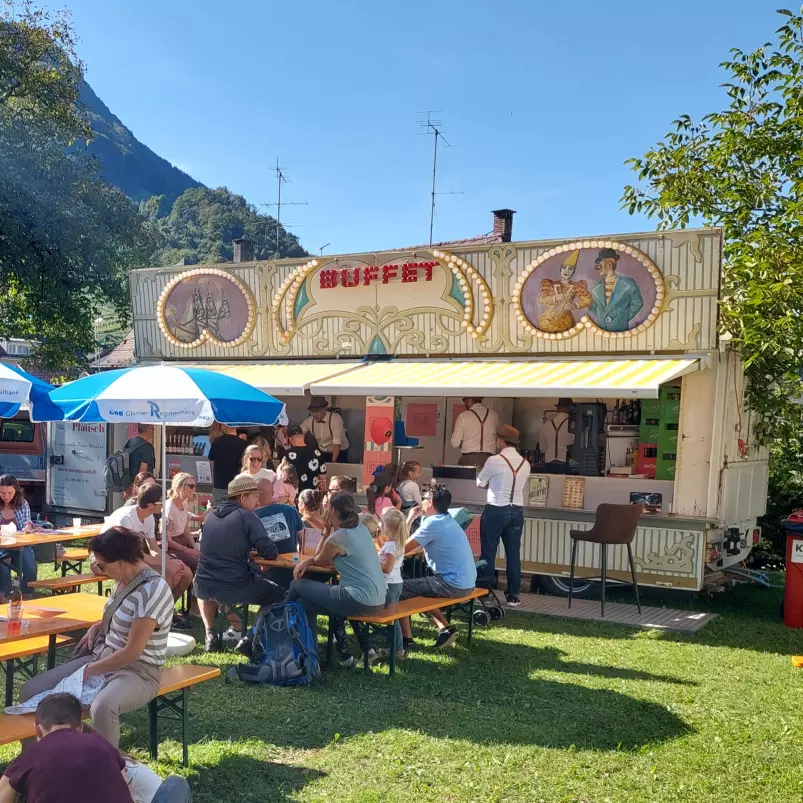 pop-up_daemmli-bistro-in-niederurnen